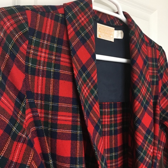Pendleton Other - Vintage Pendleton wool robe red plaid L